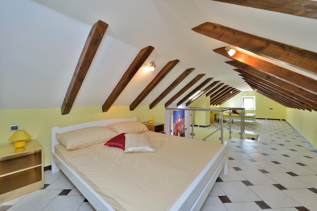 Apartments Carpe Diem Novigrad  Phòng bức ảnh
