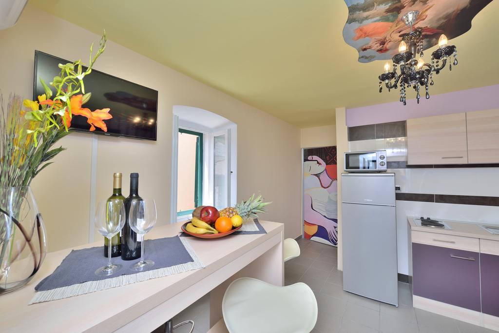 Apartments Carpe Diem Novigrad  Phòng bức ảnh