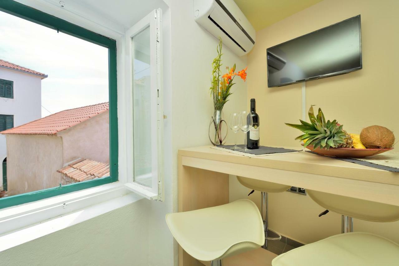 Apartments Carpe Diem Novigrad  Ngoại thất bức ảnh